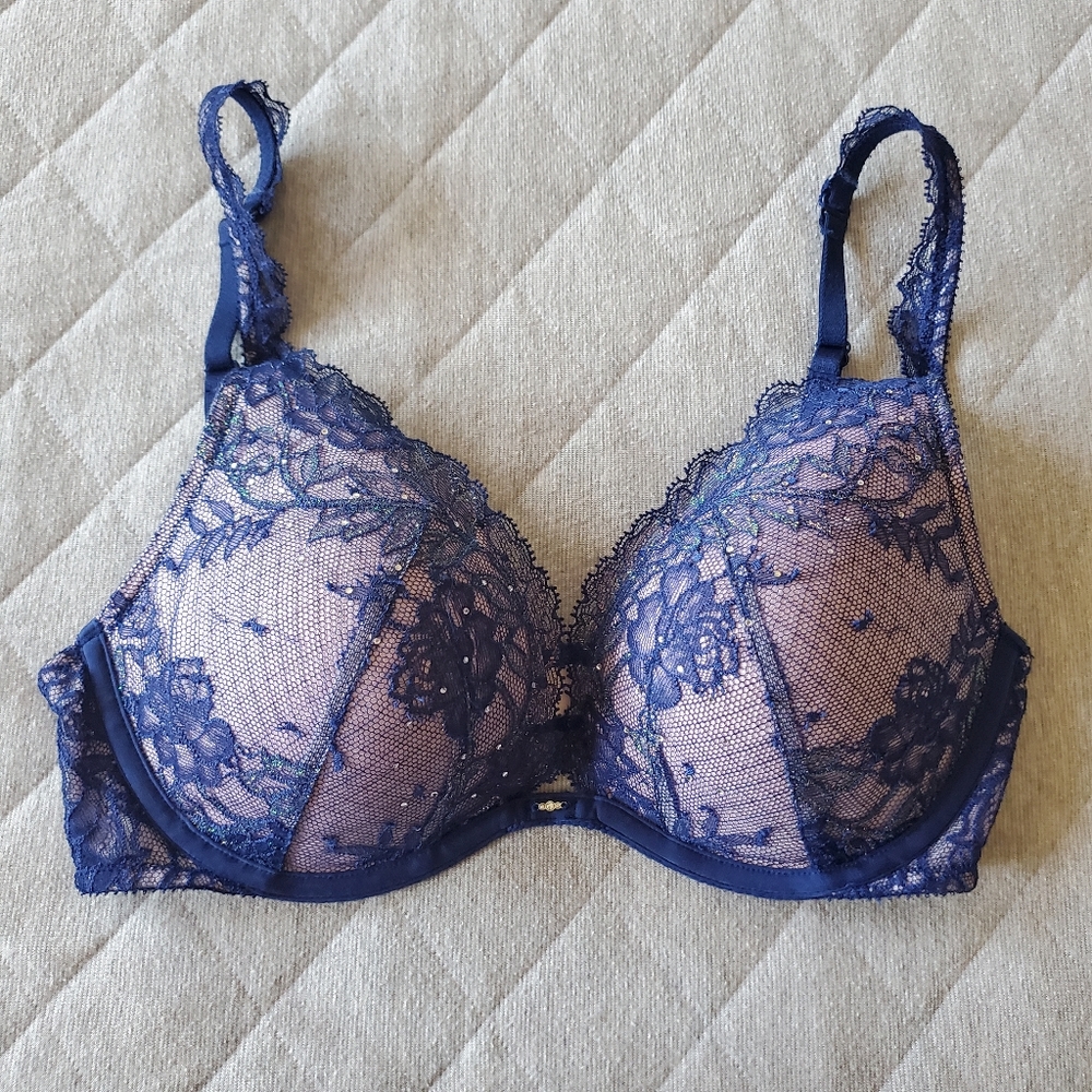 Victoria's Secret Push-up Bra‎ 32D